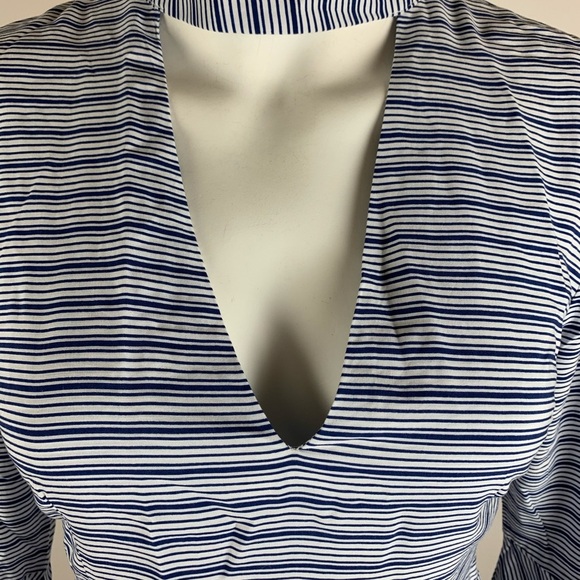Venus Flare Sleeve Strip Blouse - 2 - Picture 4 of 8